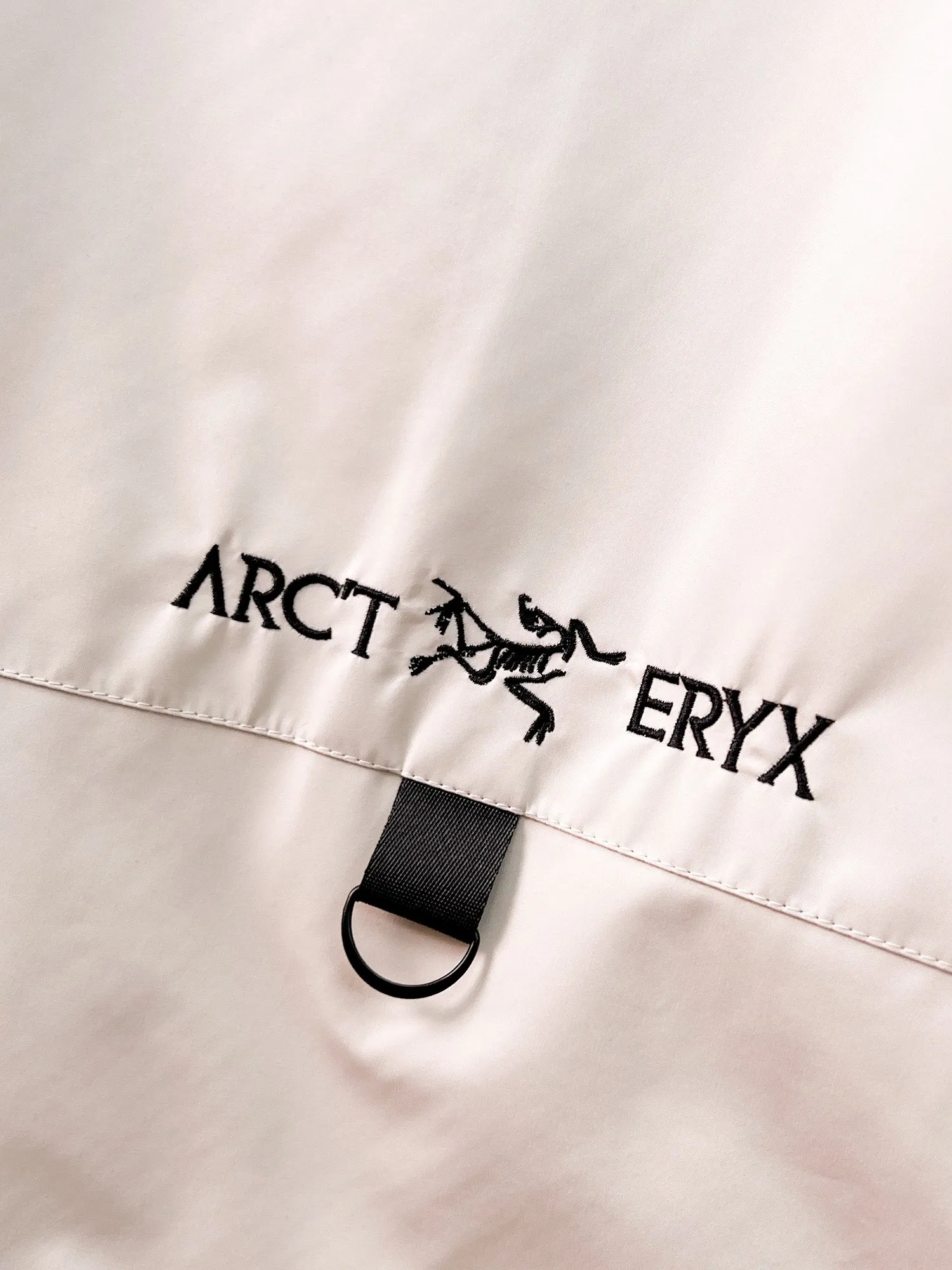 Same Style， ， 2026 New Arrival ， Original Premium Breathable ， ， ， Quality。 ， Sizes：M～3XL，